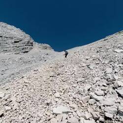Geröll-Schlidderei beim Abstieg