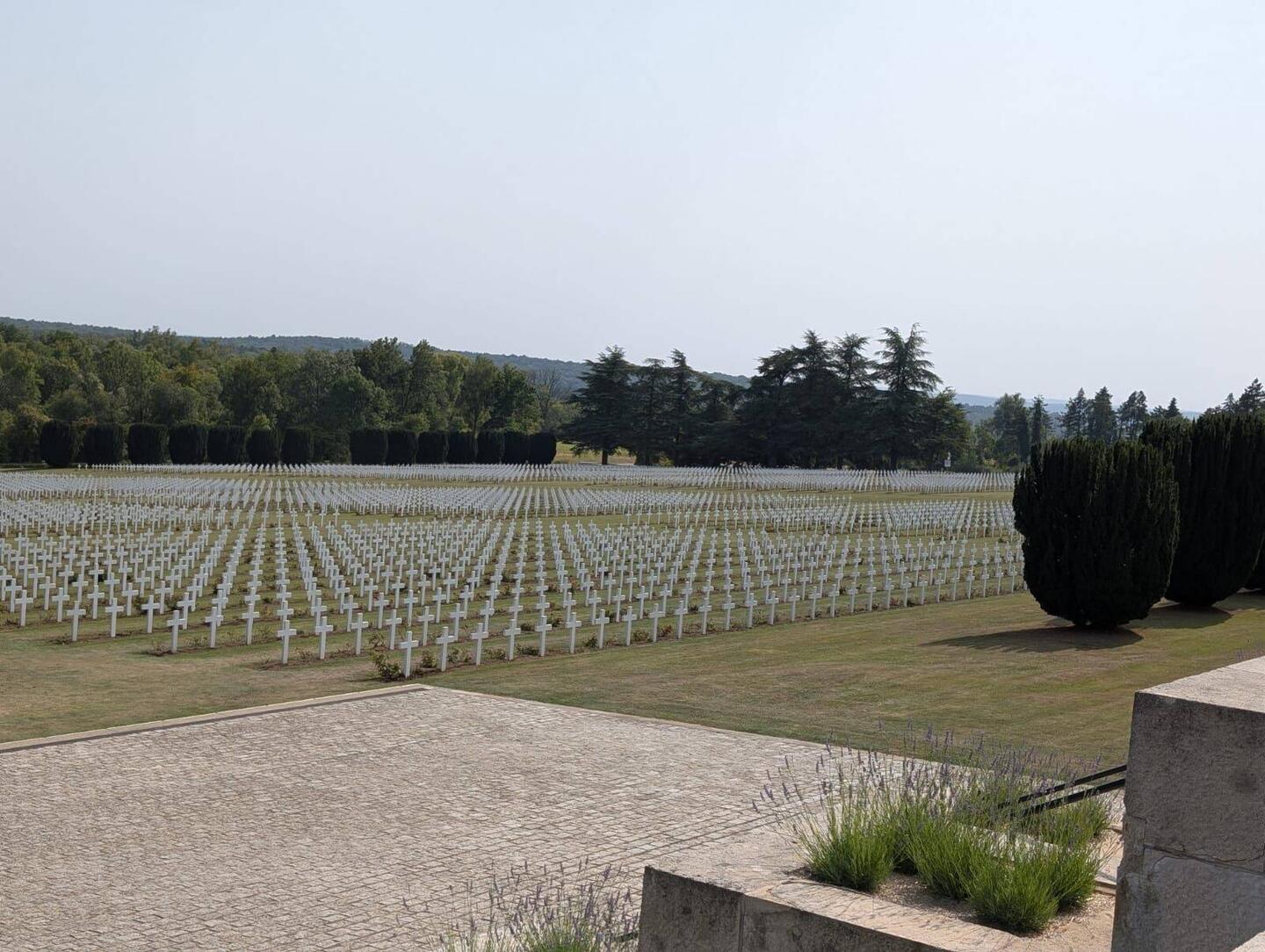 Der Nationalfriedhof.