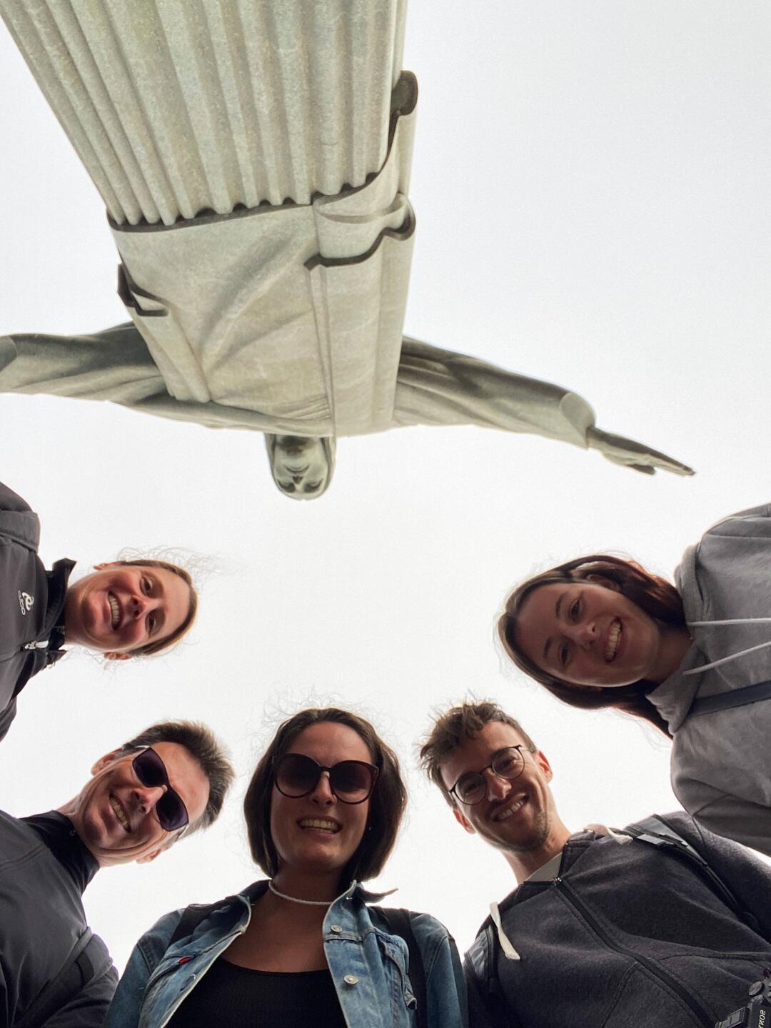christus statue - 30m hoch übrigens - i han sie ma größa vorgstellt wies denn war