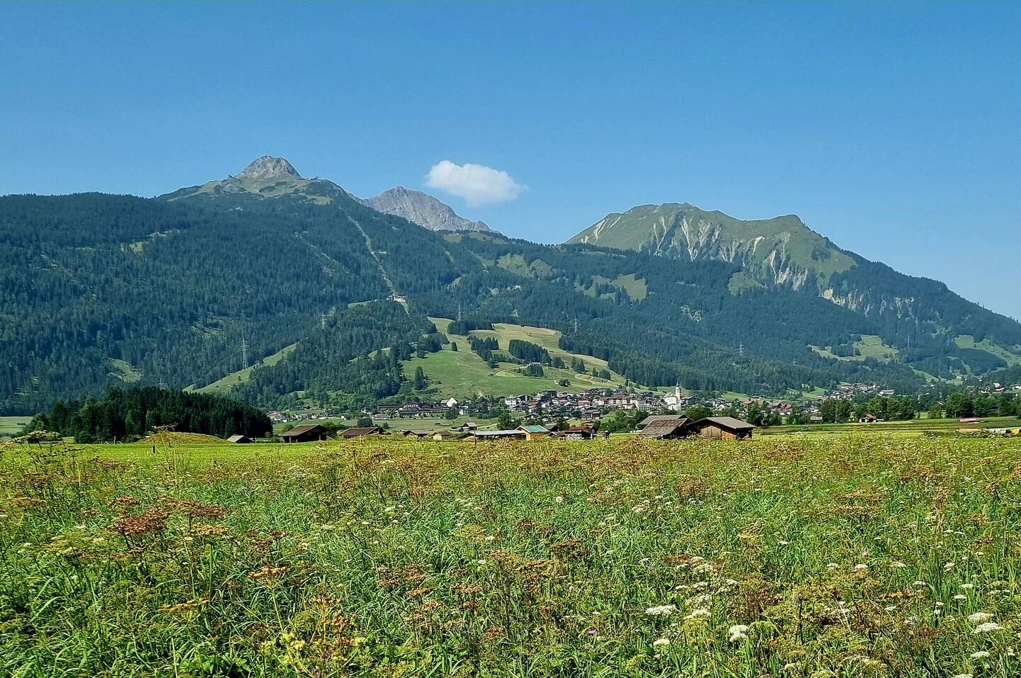 Den Grubigstein und rechts davon mein Ziel im Blick...