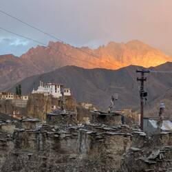 Sonnenuntergang nach den Regen
