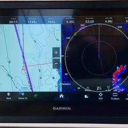 Das Radarbild zeigt oben links die St. Pauli, unten rechts die Küste