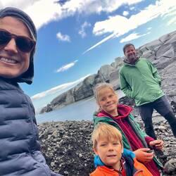 Einen Gletscher anfassen war schon was ganz besonderes für uns alle