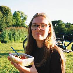Renée at Rembrandt park
