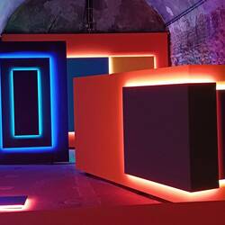 Penumbra von Yoana Tuzharova