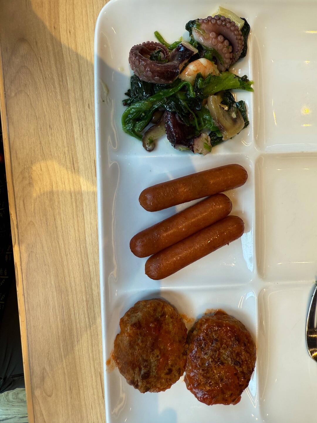 Seafood Salad/Sausage/Hamburger