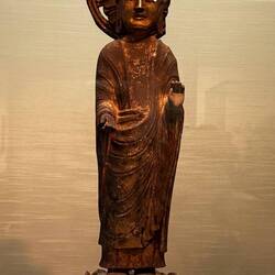 Child-like Face and Gently Curved S-shaped Posture/ Camphor Wood