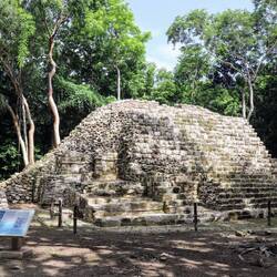 Archaeological site of Oxtankah.
