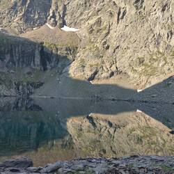 Le 2 e lac! Avec des morceaux de glaciers