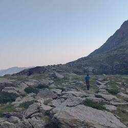 Petit échauffement, on monte vers le 2e lac