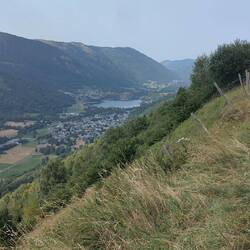 Loudenvielle avec son lac/base de loisir, pourquoi on s'embêter a monter tout la haut?