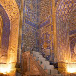 Die Kanzel (Minbar) der Tilya-Kori-Madrasa