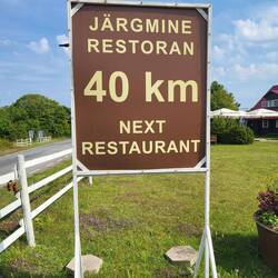 Im Restaurant ist eine geschlossene Gesellschaft, ist doch kein Problem, oder?