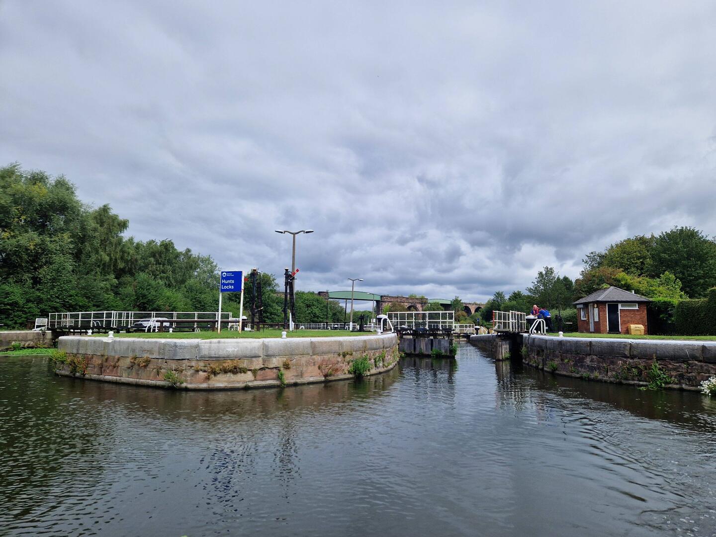 Approaching Hunts Lock