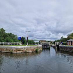 Approaching Hunts Lock