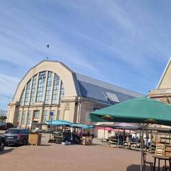 Zentralbanken, heute Markthallen