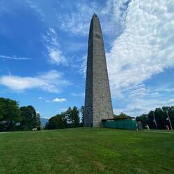 Bennington Monument - wieder wg Entscheidungaschlacht im October 1777🙃