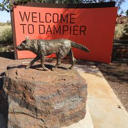 Red Dog statue at Dampier