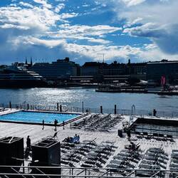 Saunalandschaft, direkt im Hafen von Helsinki