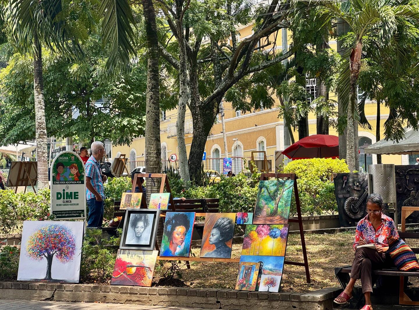 Stadtpark mit Kunstverkauf am Sonntag 🎨