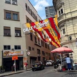 Freitag und Samstag tanzen hier bis zu 60000 Menschen 💃