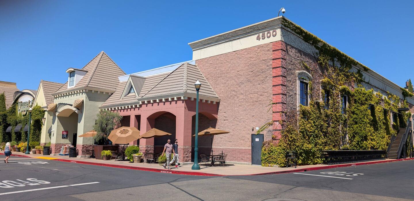 Nugget Market, El Dorado Hills