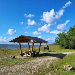 Unterwegs gibt es weitere Camps. Hier können wir uns auch über die richtige Anfahrt informieren.