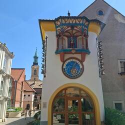 Turm mit Glockenspiel.