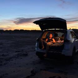 Letzter Sonnenuntergang am Stand
