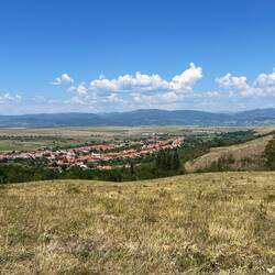 Blick auf Pianu de Jos. - den Nachbarort