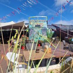 Crazy Außengastro mit geiler Musik und leckerem Essen😋