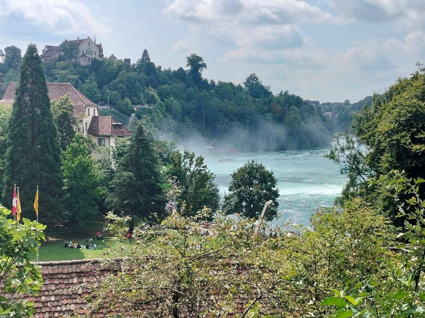 Las cataratas desde la lejanía