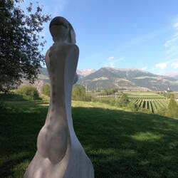Skulptur "Rückgrat"