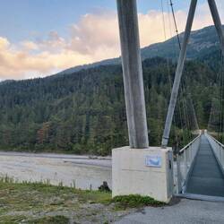 Hängebrücke über die Lech bei Forchach