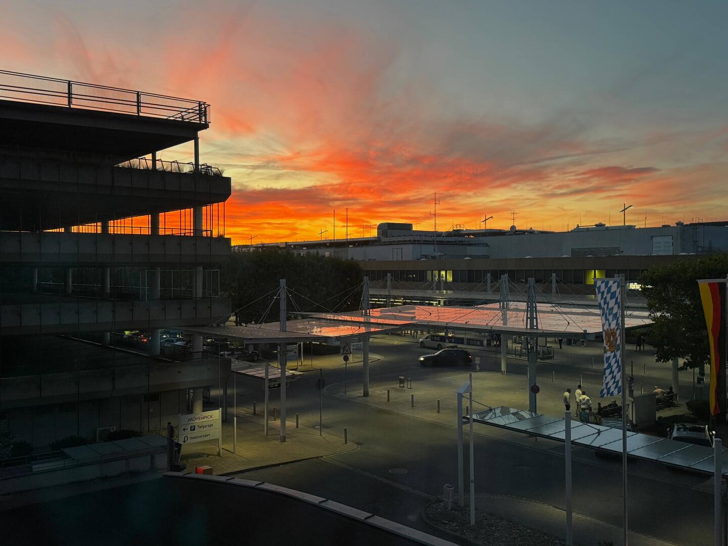 Abendrot am Flughafen Nürnberg