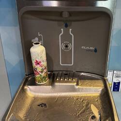 Wasserquelle-lobenswert!