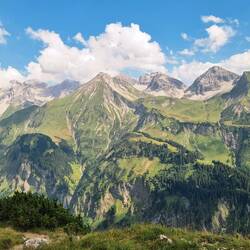 Dahinter liegt Österreich...