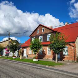 Dorfstraße in Lihula.