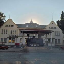 Der alte Bahnhof aus der Kolonialzeit