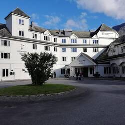 Hotel Voringfossen