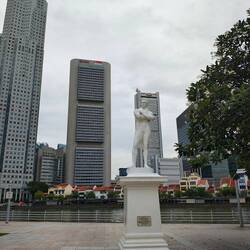 Sir Stan with his back on Boat Quay