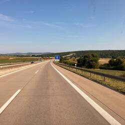 Ab Erfurt chuum me Auto uf de Strass🤗