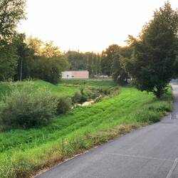 üs uf de Wäg zum Camper bim Aquapark