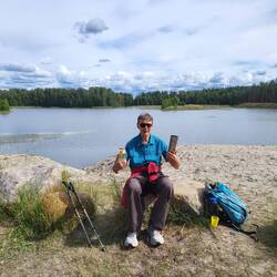 Kinderpicknick am Baggersee - Kekse und Saft.