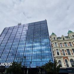 Was ein Kontrast 😵‍💫