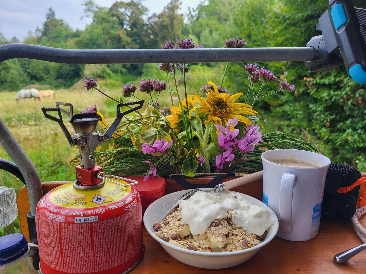 Frühstück auf dem Kutschbock