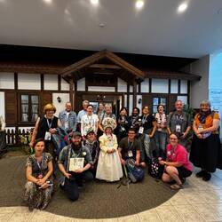 Unsere Gruppe um Andrew James