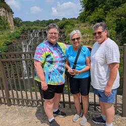 Cindy, Mom, and Cari in Galena, IL
