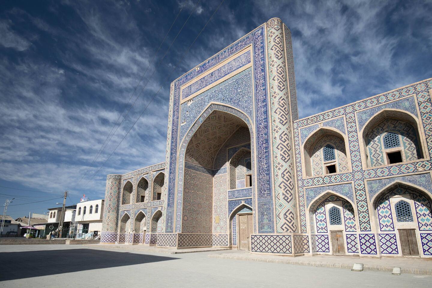 Die Abdullah-Khan-Madrasa