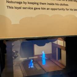 Die Geschichte von Hideyoshi wurde sehr gut erzählt. Hier die gemeinsame Geschichte mit Oda Nobunaga